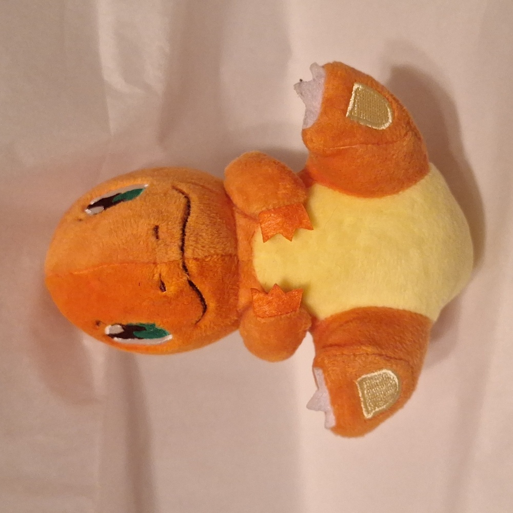 Pokémon‎ Charmander Orange Lizard Plush ✴️